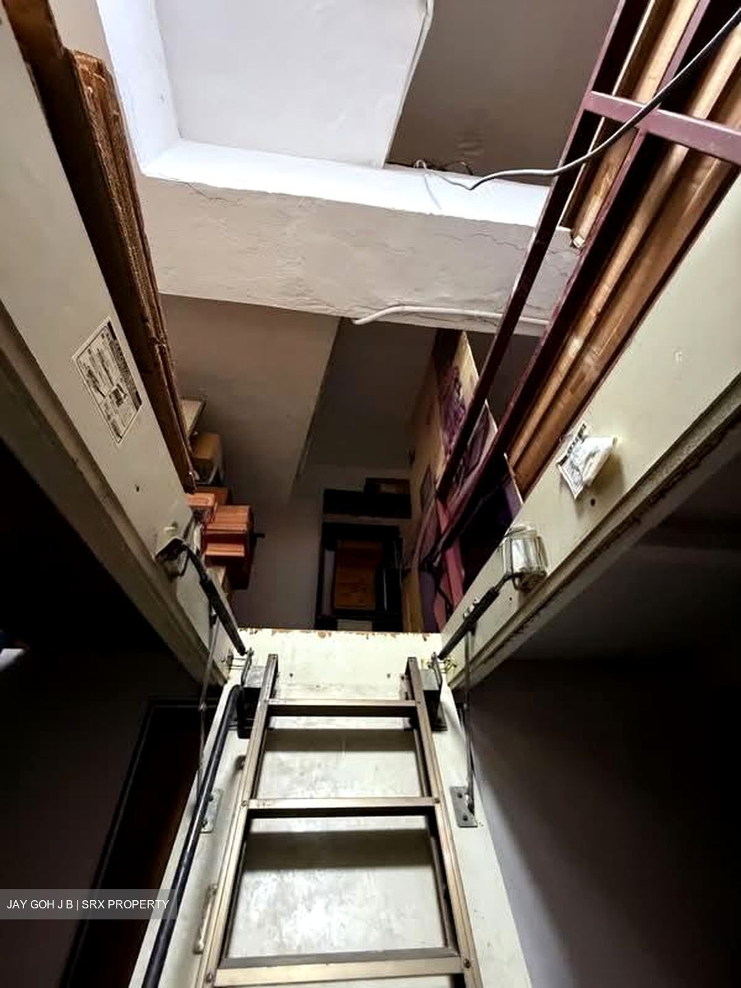 Uni Building (D15), Office #591805401